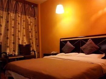 Chengdu Thanks Giving Hotel Shuangliu Bagian luar foto